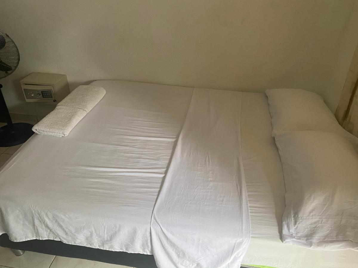 Palomino Hostel Kültér fotó